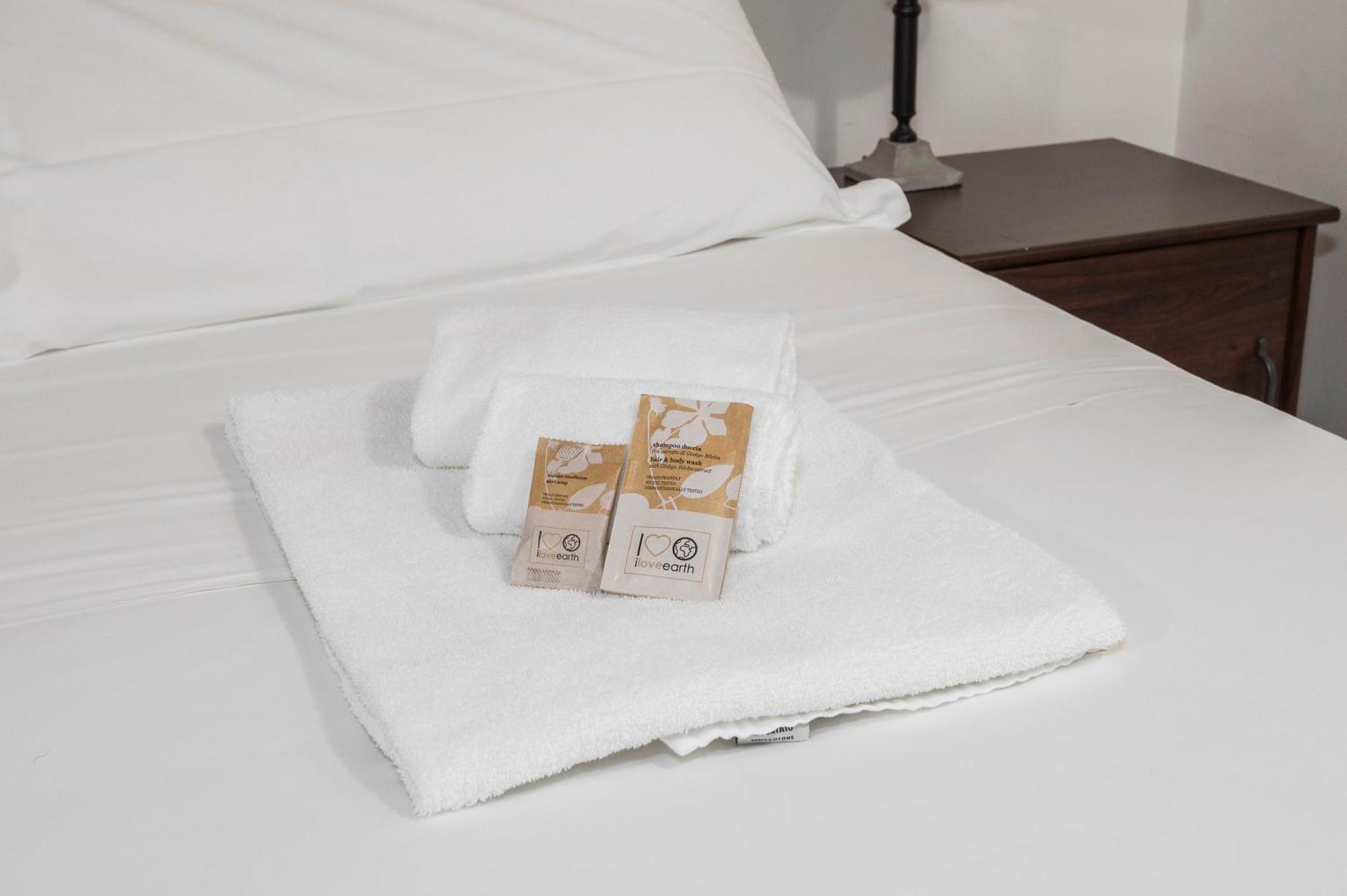 Suites Campo De' Fiori - Zen18-19-20 로마 외부 사진